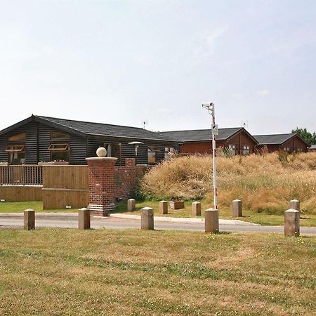 Weston Wood Lodges Melbourne  Exteriör bild