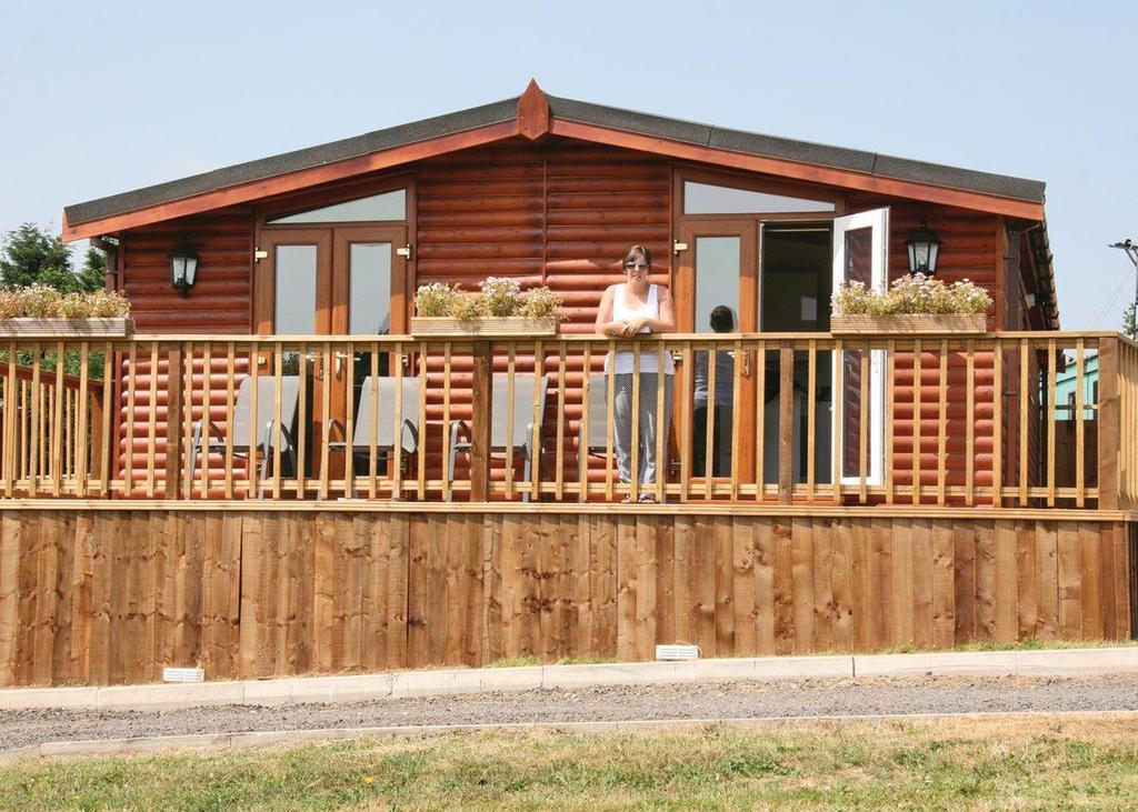 Weston Wood Lodges Melbourne  Exteriör bild
